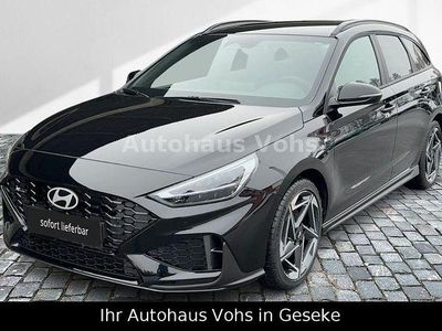 Neu Hyundai i30 N Line 140 PS (102 kW) 2026 Schwarz Kombi