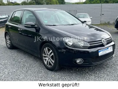 Gebraucht VW Golf VI Comfortline 105 PS (77 kW) 2010 Schwarz Kleinwagen