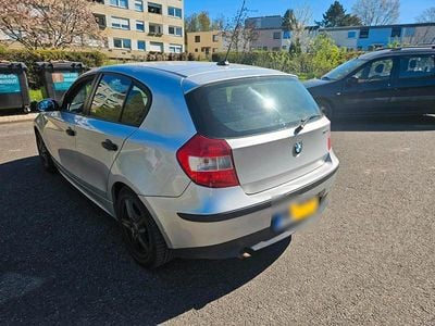 Second-hand BMW 118 122 CP (89 kW) 2006 Argintiu Hatchback