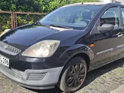 Gebraucht Ford Fiesta Ambiente 69 PS (50 kW) 2006 Kleinwagen