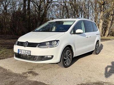 Gebraucht VW Sharan Sound 150 PS (110 kW) 2017 Weiß Van / Kleinbus