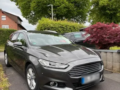 Gebraucht Ford Mondeo Titanium 203 PS (149 kW) 2016 Grau Kombi