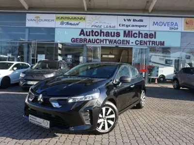 Gebraucht Mitsubishi Colt Basis 67 PS (49 kW) 2025 Schwarz Limousine