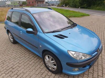 gebraucht Peugeot 206 Tendance