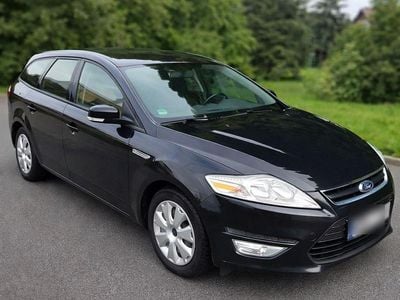 Gebraucht Ford Mondeo 140 PS (102 kW) 2011 Schwarz Kombi