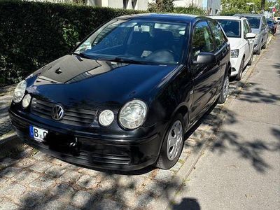 Gebraucht VW Polo Basis 54 PS (39 kW) 2003 Schwarz Limousine