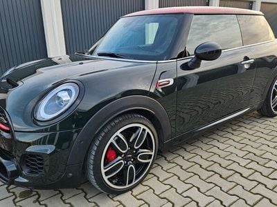 Gebraucht Mini John Cooper Works 231 PS (169 kW) 2020 Rebel green Kleinwagen