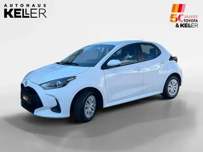 Gebraucht Toyota Yaris 72 PS (52 kW) 2022 Weiß Kleinwagen