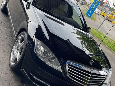 Schwarz Gebraucht 2012 Mercedes S350 Limousine | 22.300 € (Etwas zu teuer)