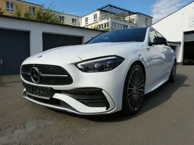 Gebraucht Mercedes C300 AMG line 265 PS (194 kW) 2022 Weiß Limousine