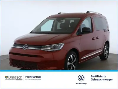 Używany VW Caddy Style 116 KM (85 kW) 2025 Czerwony Minivan