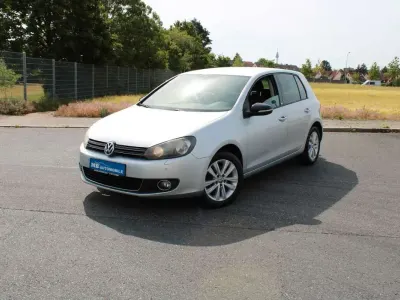 Gebraucht VW Golf VI Style 105 PS (77 kW) 2011 Silber Kleinwagen