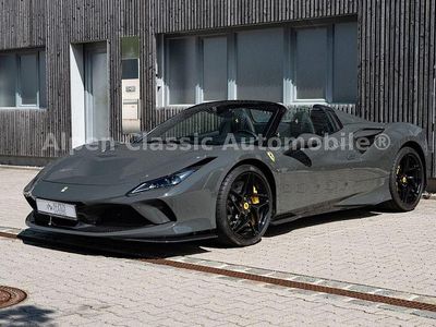 Gebraucht Ferrari F8 721 PS (530 kW) 2023 Grau Cabrio