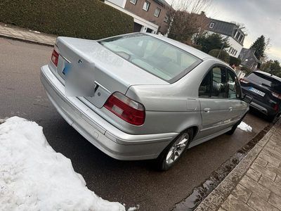 Gebraucht BMW 525 192 PS (141 kW) 2003 Silber Limousine