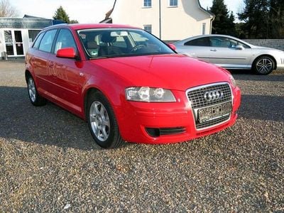 Usata Audi A3 Sportback Attraction 102 CV (75 kW) 2006 Rosso Utilitaria