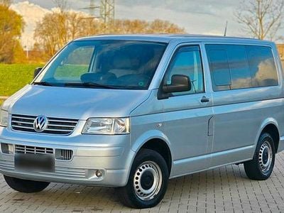 Gebraucht VW T5 131 PS (96 kW) 2008 Grau Van