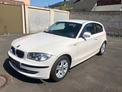 gebraucht BMW 116 i TEL.: +4915510238571