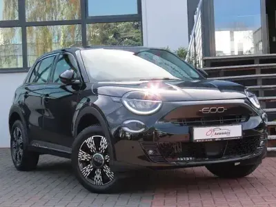 Usata Fiat 600 101 CV (74 kW) 2024 Nero SUV