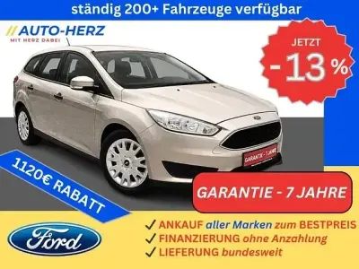 Gebraucht Ford Focus 101 PS (74 kW) 2017 Silber Limousine