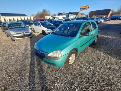 Usata Opel Corsa 58 CV (42 kW) 2003 Verde Berlina