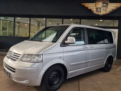 Usata VW T5 Comfortline 174 CV (127 kW) 2007 Argento Furgone