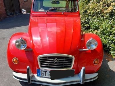 Rot Gebraucht 1984 Citroën 2CV Limousine | 11.500 €