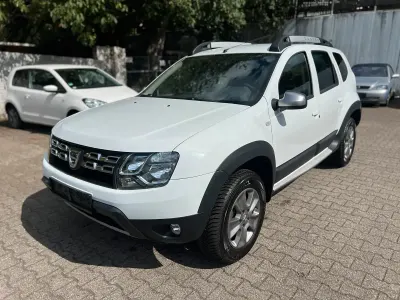 Gebraucht Dacia Duster 115 PS (84 kW) 2015 Weiß SUV