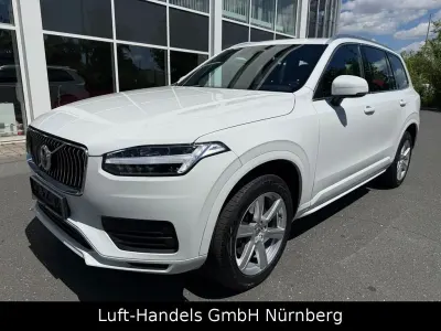 Gebraucht Volvo XC90 Momentum 235 PS (172 kW) 2022 Ice white SUV