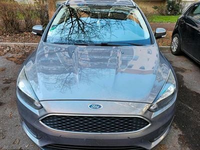 Usata Ford Focus 125 CV (91 kW) 2015 Grigio Station wagon