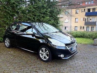 Gebraucht Peugeot 208 120 PS (88 kW) 2012 Schwarz Kleinwagen
