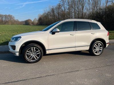 Gebraucht VW Touareg Exclusive 262 PS (192 kW) 2016 Weiß SUV