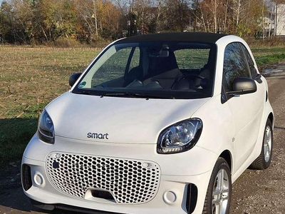Weiß Gebraucht 2021 Smart ForTwo Electric Drive Coupé | 10.500 € (Fairer Preis)