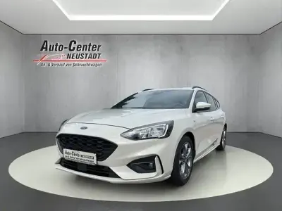 Gebraucht Ford Focus ST-Line 125 PS (91 kW) 2020 Beige Limousine