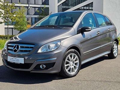 Usata Mercedes B200 136 CV (100 kW) 2008 Grigio Monovolume