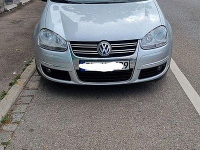 Gebraucht VW Jetta Comfortline 160 PS (117 kW) 2009 Silber Limousine