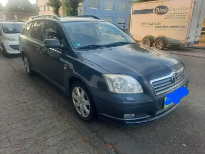 Gebraucht Toyota Avensis 177 PS (130 kW) 2005 Grau Kombi