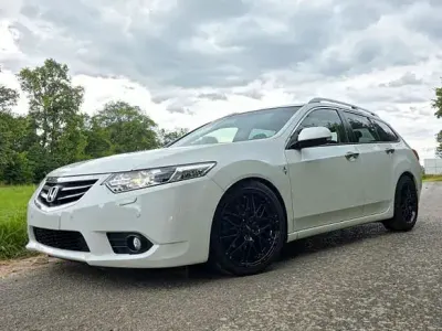 Gebraucht Honda Accord Elegance 156 PS (114 kW) 2014 Weiß Kombi
