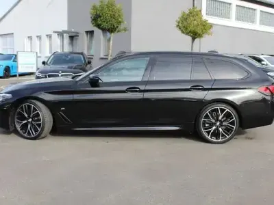 Używany BMW 520 M Sport 190 KM (139 kW) 2022 Czarny Kombi