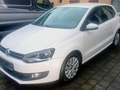 Gebraucht VW Polo Team 105 PS (77 kW) 2010 Weiß Kleinwagen