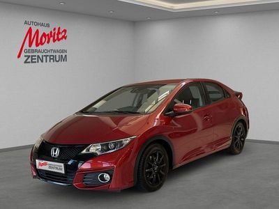 Passion red p. (metallic) Gebraucht 2015 Honda Civic Elegance Limousine | 14.380 € (Etwas zu teuer)