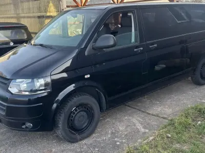 Gebraucht VW Caravelle 140 PS (102 kW) 2011 Schwarz Van