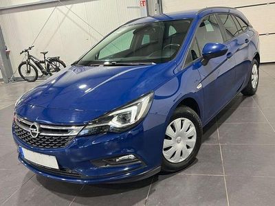 Gebraucht Opel Astra 105 PS (77 kW) 2018 Blau Kombi