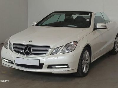Mercedes E200