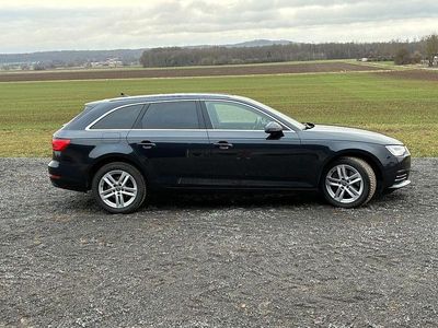Blau Gebraucht 2017 Audi A4 Sport Kombi | 17.900 € (Fairer Preis)
