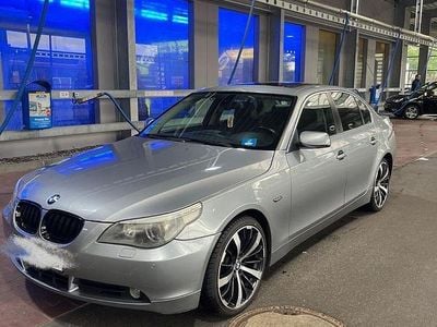 BMW 525