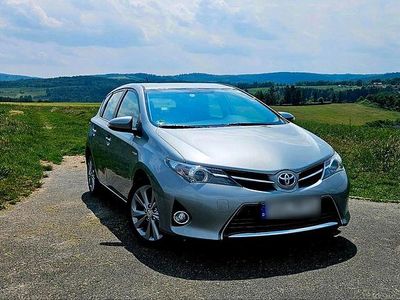 Toyota Auris Hybrid