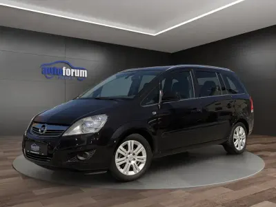 Usata Opel Zafira Family 140 CV (102 kW) 2012 Nero Monovolume