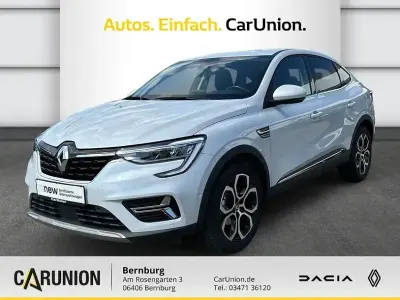 Gebraucht Renault Arkana Intens 140 PS (102 kW) 2022 Kyanitweiß SUV