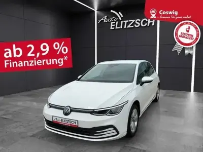 Brugt VW Golf VIII Life 150 HK (110 kW) 2022 Hvid Sedan