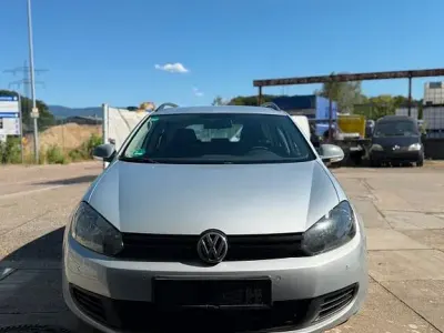 Gebraucht VW Golf VI Trendline 105 PS (77 kW) 2011 Schwarz Kleinwagen